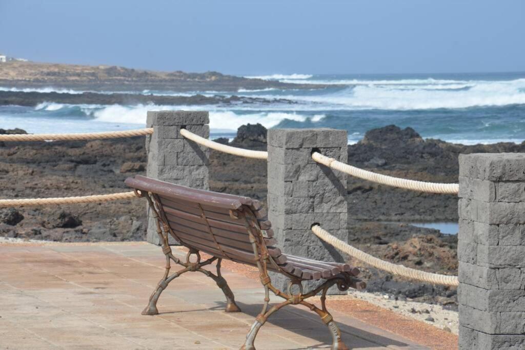 Lanzarote Famara Beach Kültér fotó